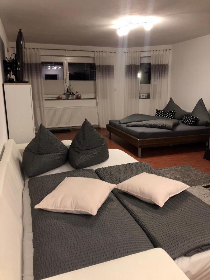 Ferien Haus - Ferienwohnung Lorena ノイシュティフト・イム・シュトゥーバイタール エクステリア 写真
