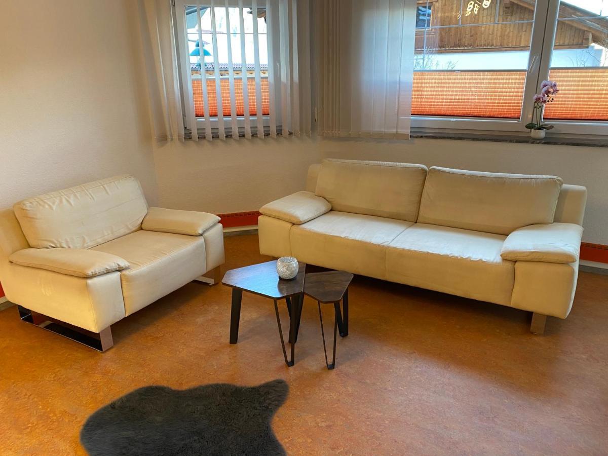 Ferien Haus - Ferienwohnung Lorena ノイシュティフト・イム・シュトゥーバイタール エクステリア 写真